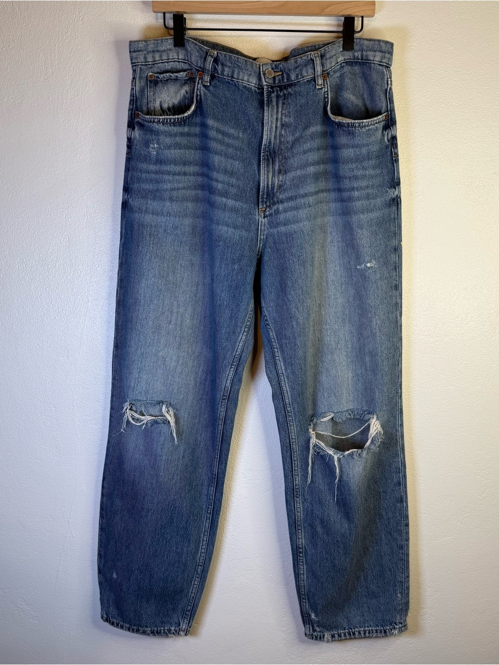 Zara Distressed Classic Mom Jeans